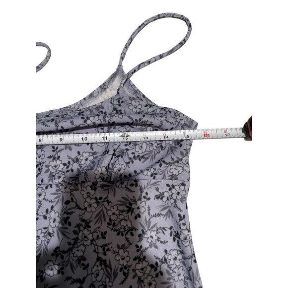 NO BOUNDARIES‎ JUNIORS SIZE MEDIUM LILAC FLORAL DRESS | M1 - Picture 3 of 8